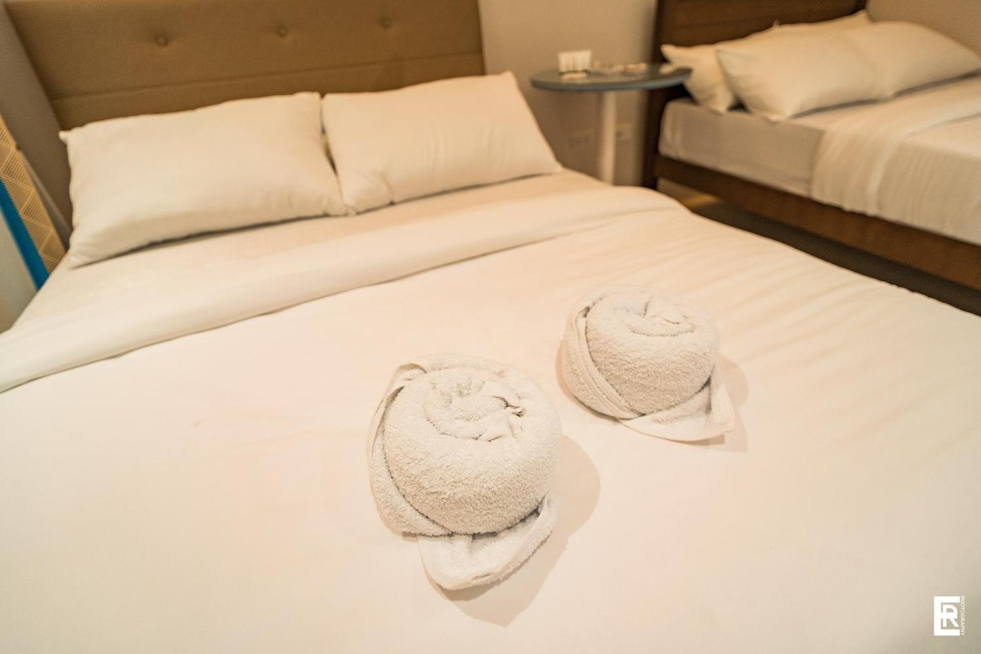 Bernese Resort Hotel Powered By Cocotel Ligao Номер фото