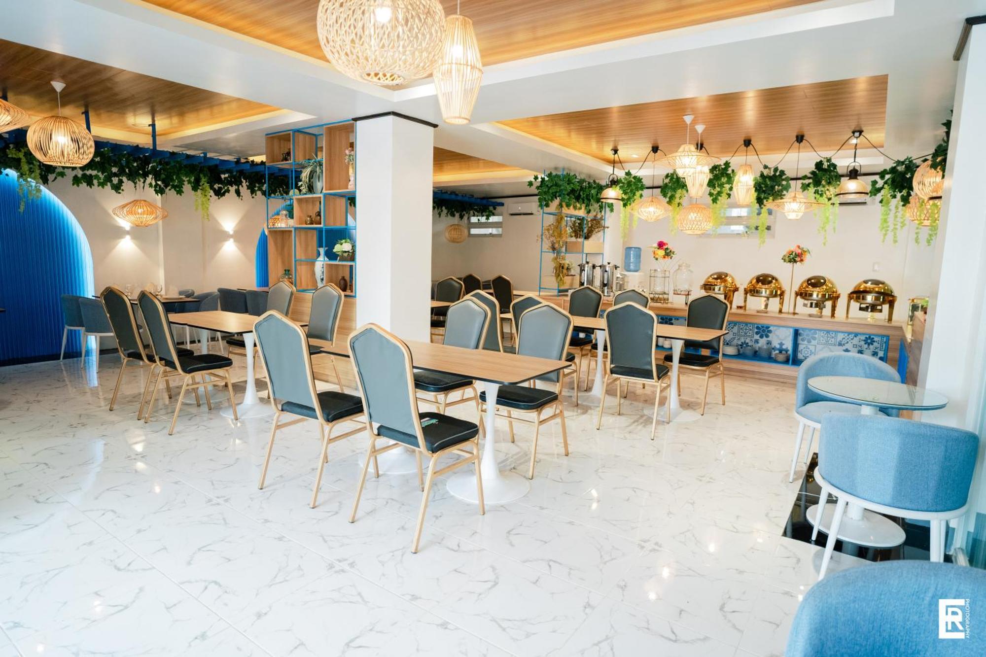 Bernese Resort Hotel Powered By Cocotel Ligao Экстерьер фото