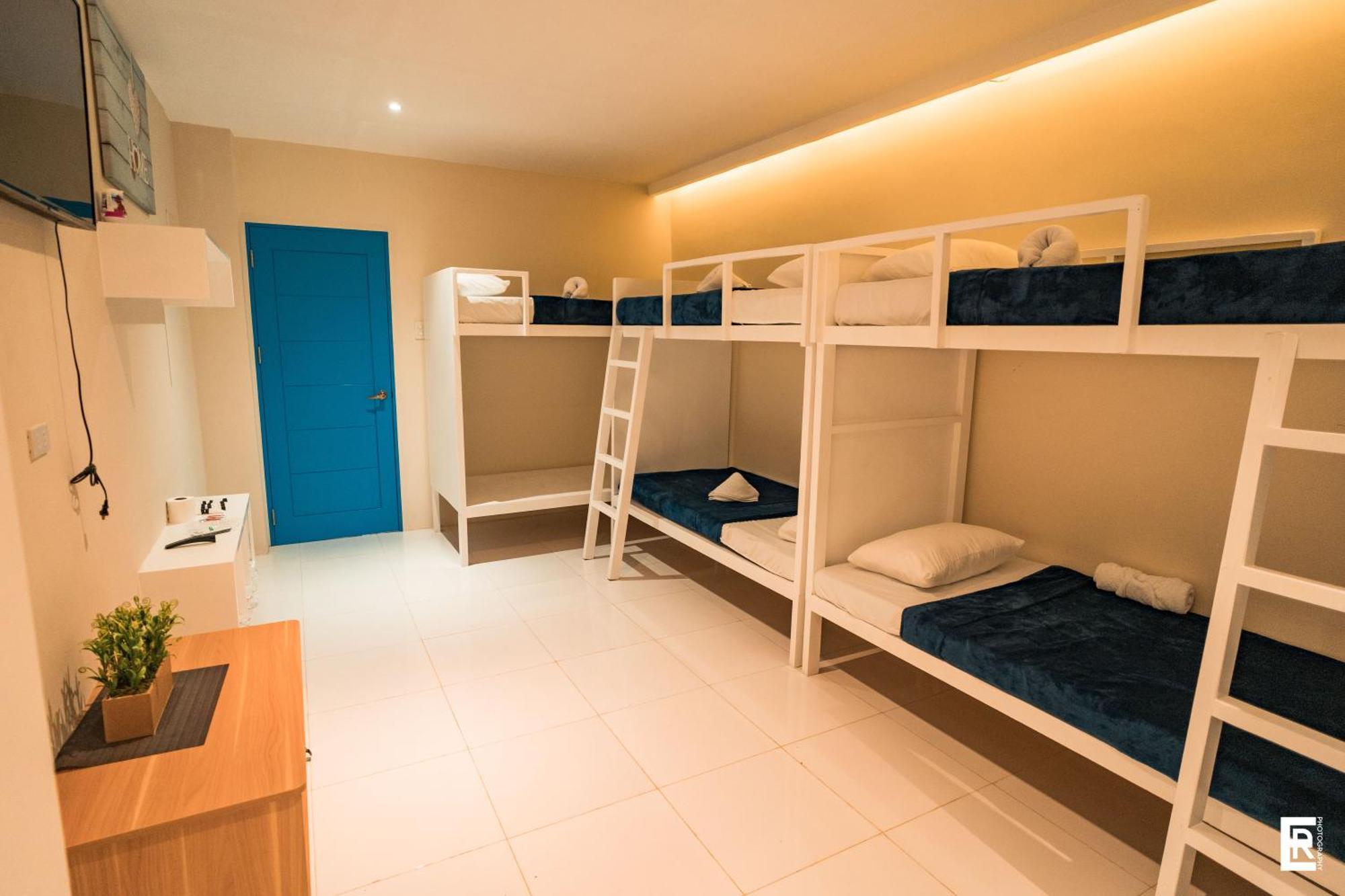 Bernese Resort Hotel Powered By Cocotel Ligao Номер фото