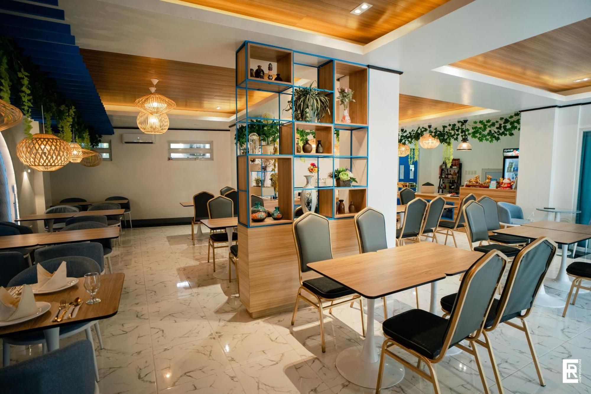 Bernese Resort Hotel Powered By Cocotel Ligao Экстерьер фото